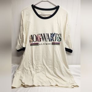Hogwarts Alumni tshirt from Universal Studios, unisex 3XL